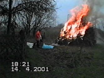 osterfeuer2001_01.jpg