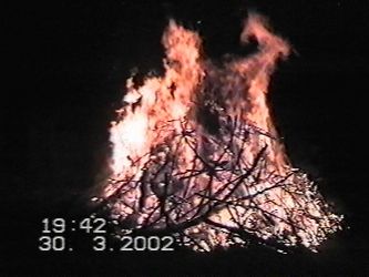 osterfeuer2002_03.jpg